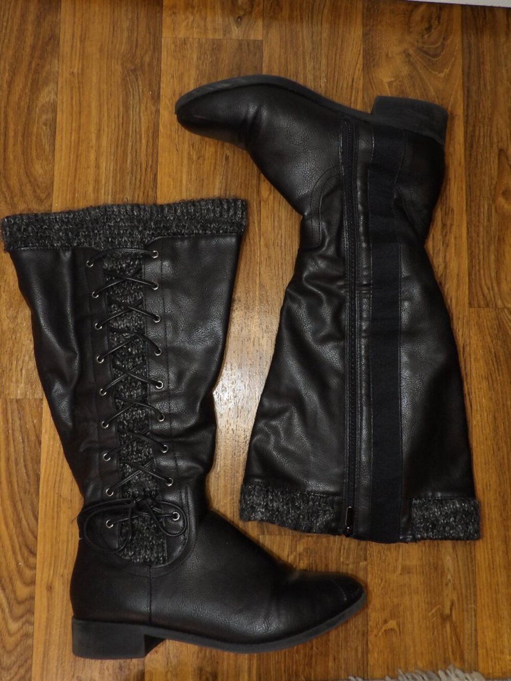 Torrid Black Tall Boots Low Heel Corset Detail Size 10WW - Picture 3 of 7
